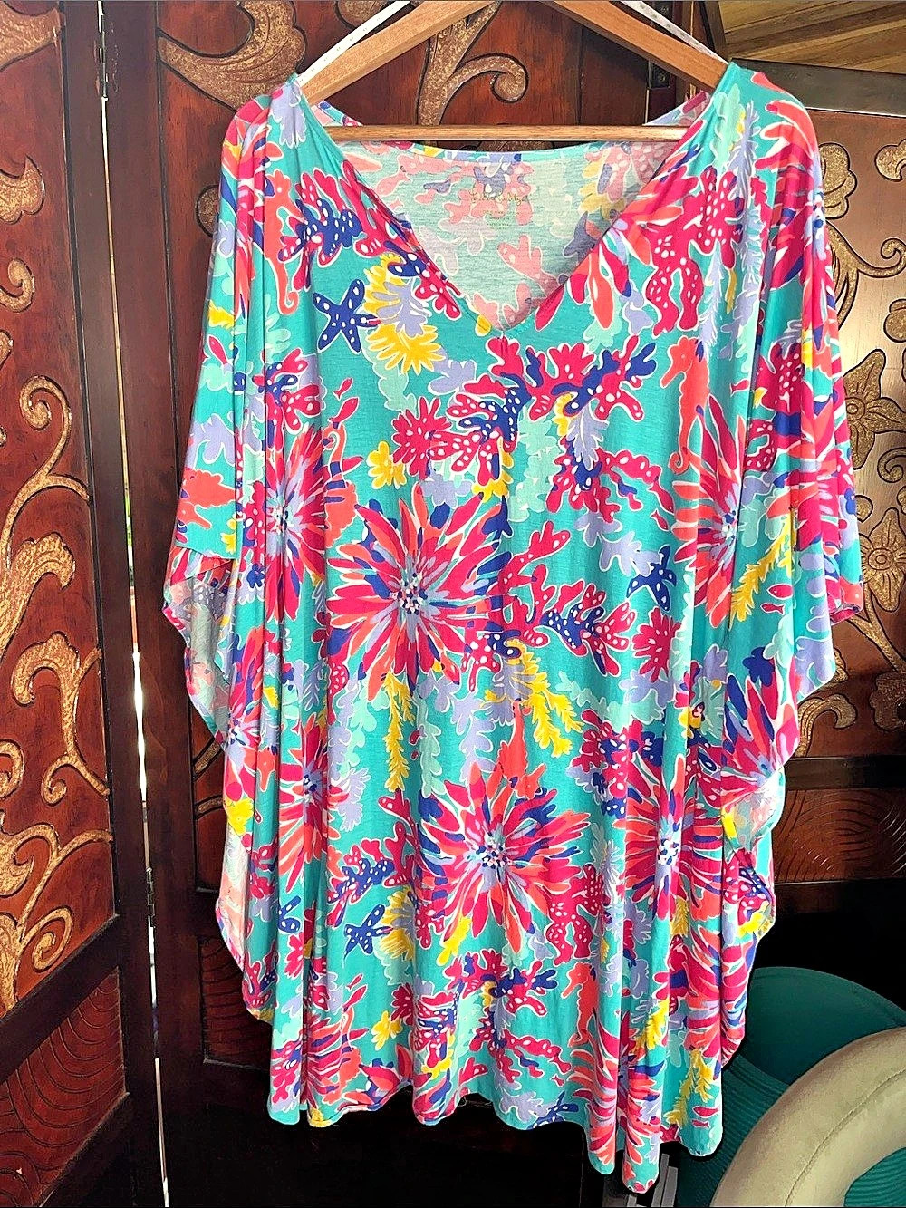 Lilly Pulitzer Floral Tunic in Green & Pink Like New cotton caftan
